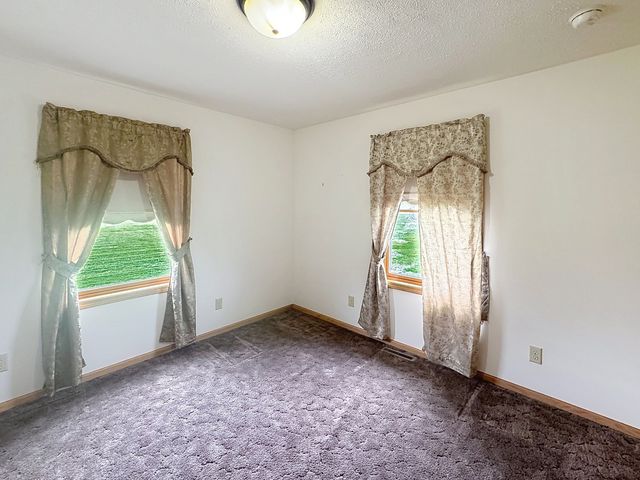 2524 Big Island Parkway, Milan, IL 61264