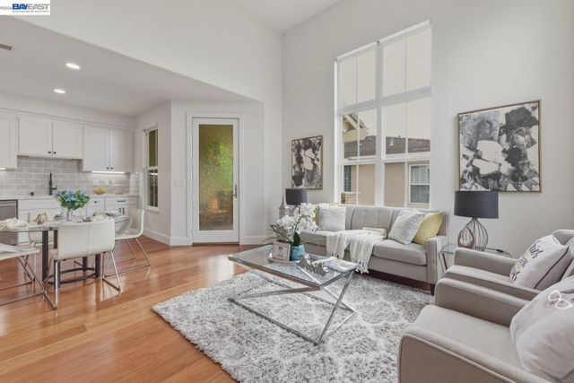 38 Silk Oak Ter, Fremont, CA 94536