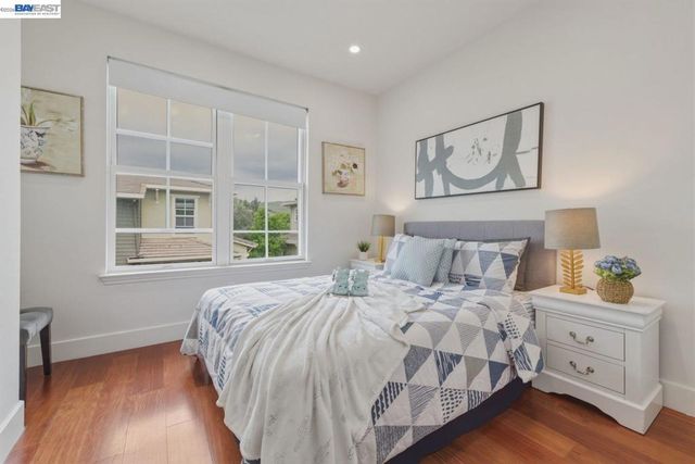 38 Silk Oak Ter, Fremont, CA 94536