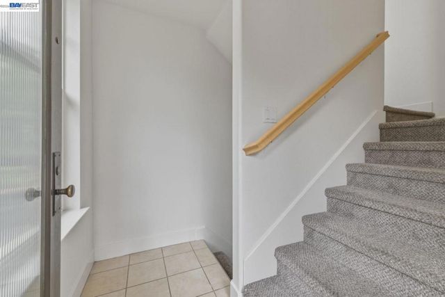 38 Silk Oak Ter, Fremont, CA 94536