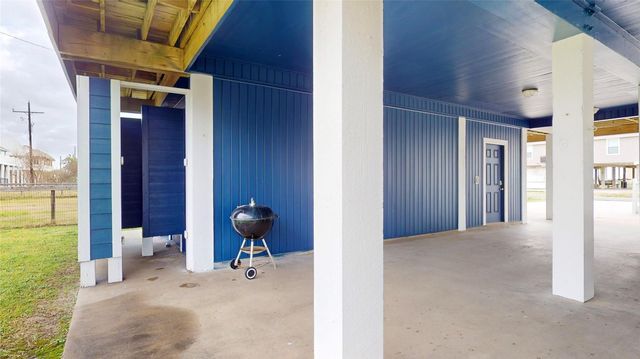 2309 Martinique, Crystal Beach, TX 77650