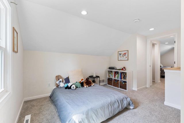10156 W Montana AVENUE, West Allis, WI 53227