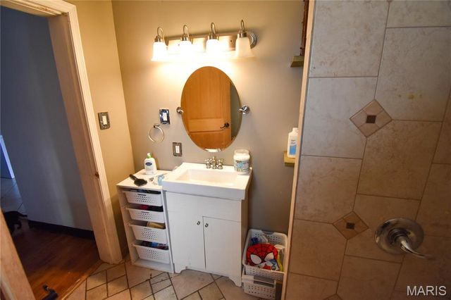 500 W 1st South Street, Mount Olive, IL 62069