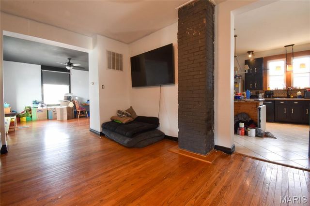 500 W 1st South Street, Mount Olive, IL 62069