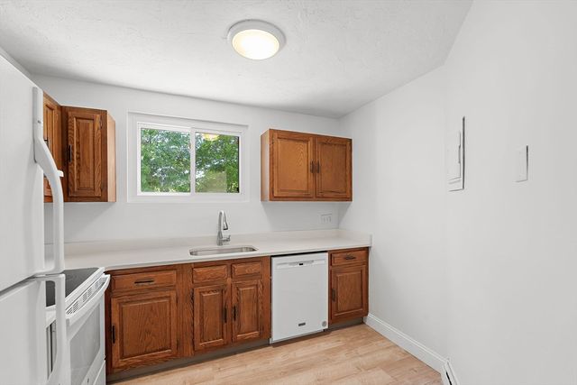 410 Fellsview Terrace 415, Stoneham, MA 02180