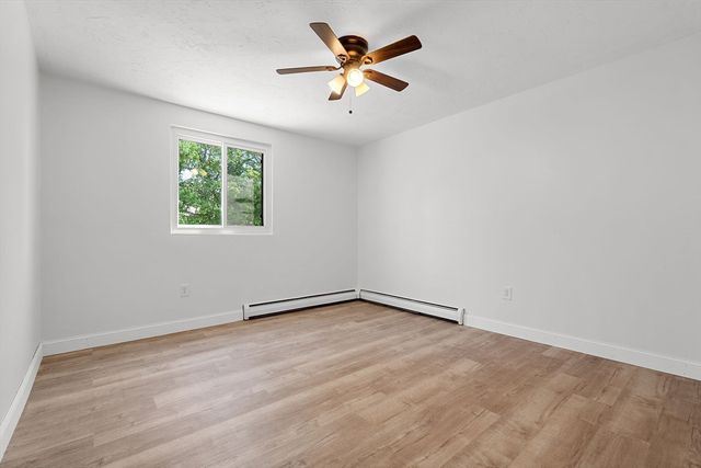 410 Fellsview Terrace 415, Stoneham, MA 02180