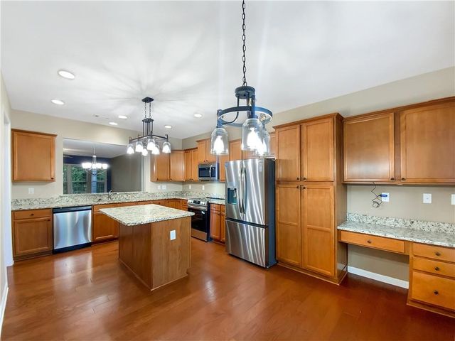 802 Dusky Sap Court, Griffin, GA 30223