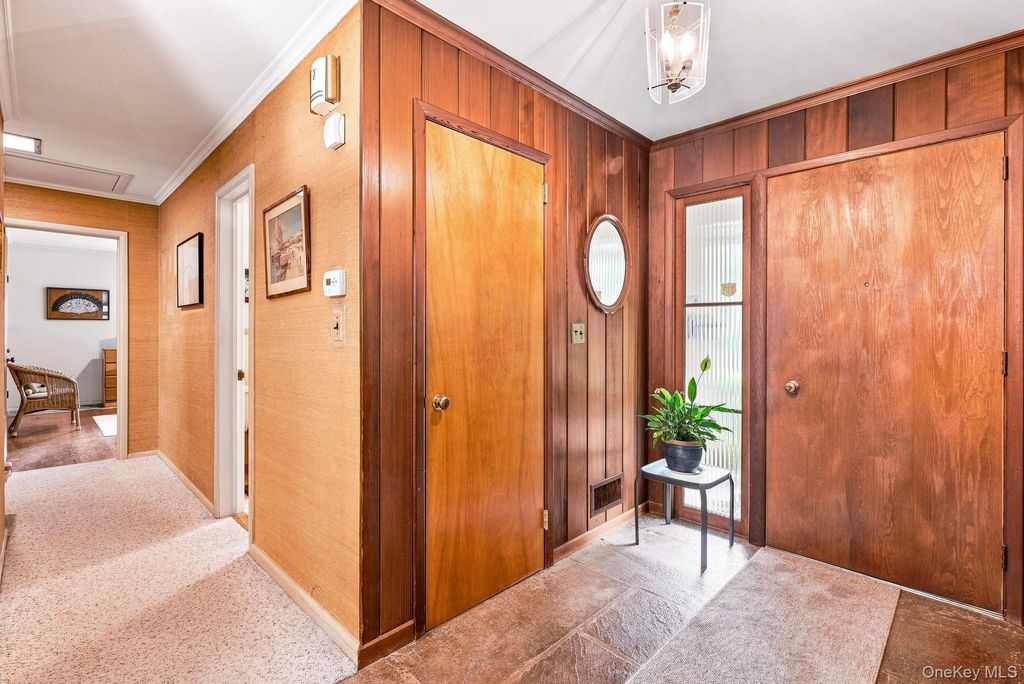 21 Seely Place, Scarsdale, NY 10583 — photo 4