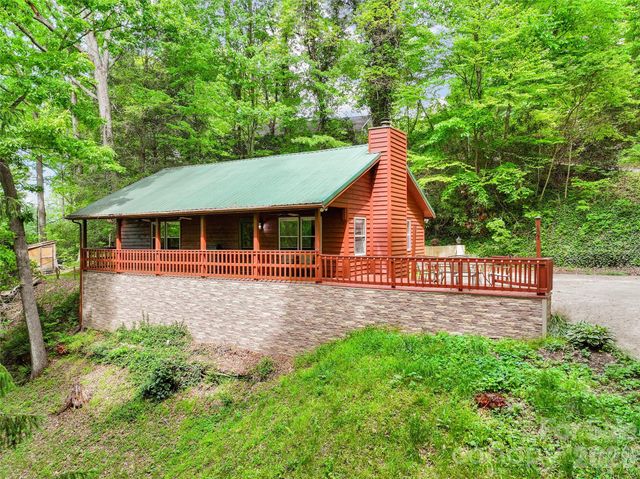 107 Pretty View Lane, Waynesville, NC 28786