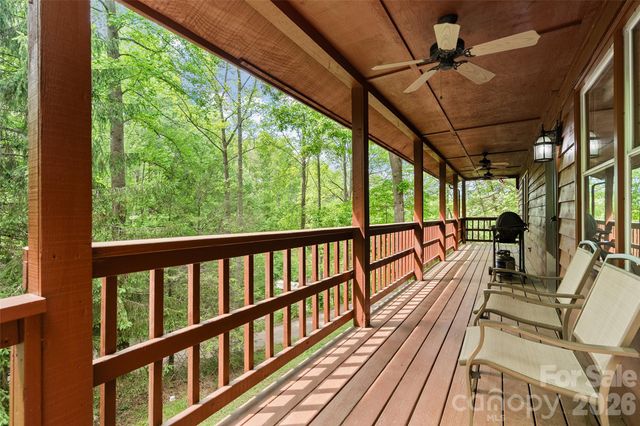 107 Pretty View Lane, Waynesville, NC 28786