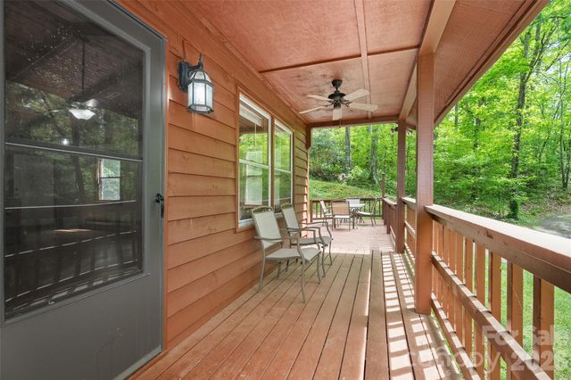 107 Pretty View Lane, Waynesville, NC 28786