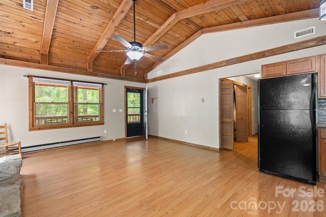 107 Pretty View Lane, Waynesville, NC 28786