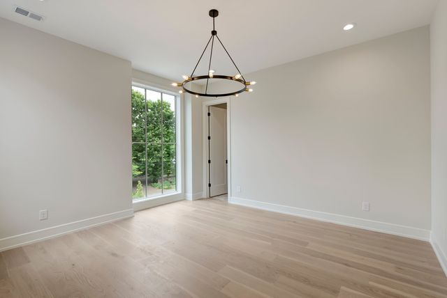 2915 Vaulx Ln, Nashville, TN 37204