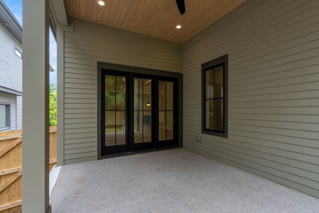 2915 Vaulx Ln, Nashville, TN 37204