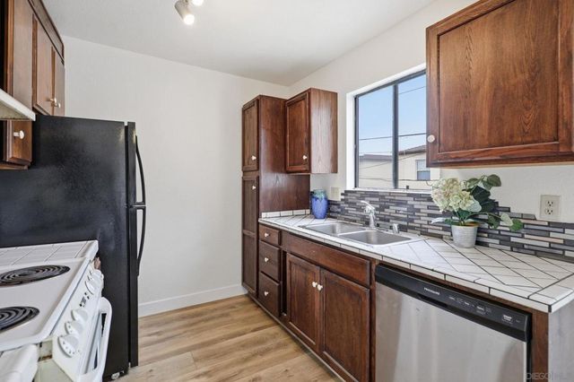 4675 Utah St 8, San Diego, CA 92116