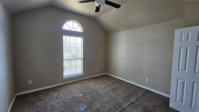 11701 Pheasant Creek Drive, Fort Worth, TX 76244