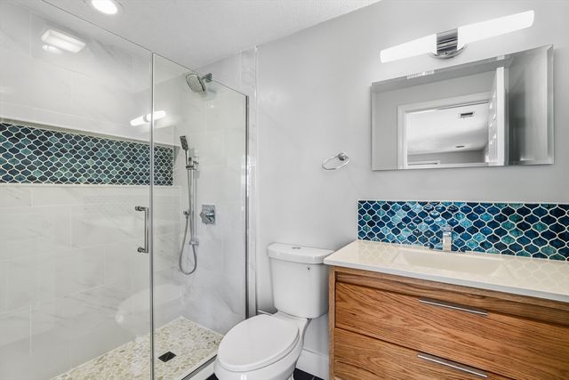 28 Margin St A, Lynn, MA 01905