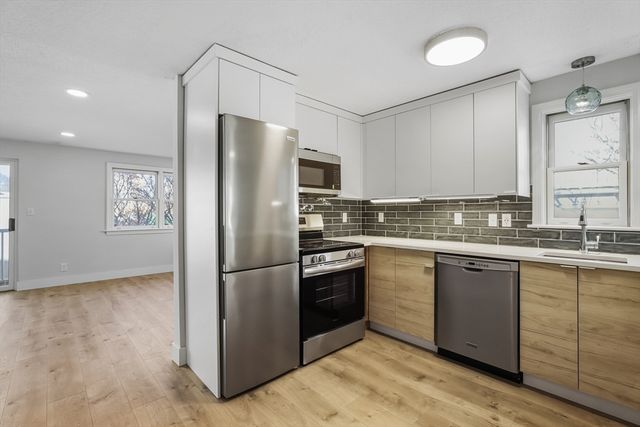 28 Margin St A, Lynn, MA 01905