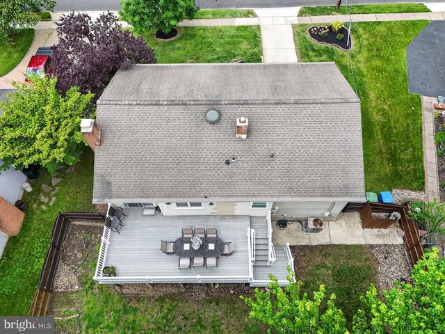 42 REGENT RD, Cherry Hill, NJ 08003