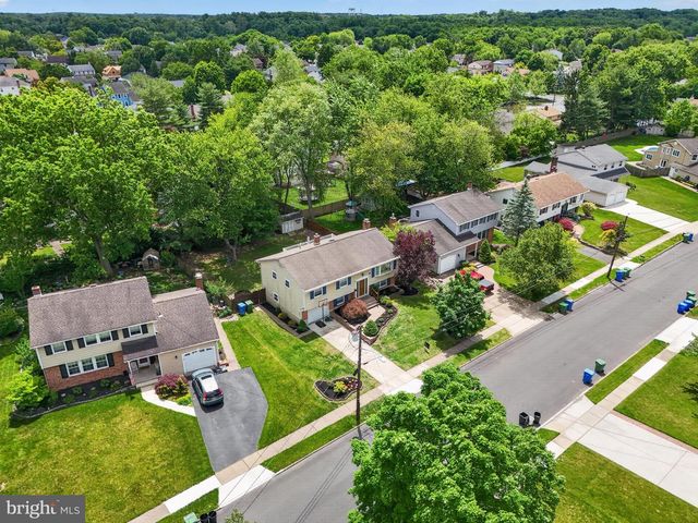 42 REGENT RD, Cherry Hill, NJ 08003