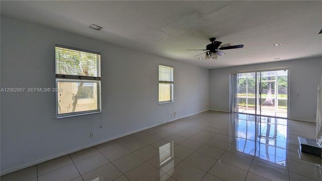 2231 N Cordoba Bend, Weston, FL 33327