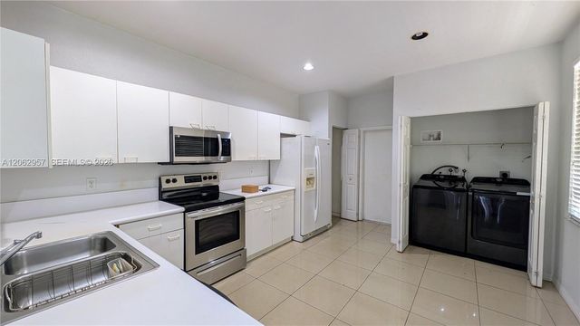 2231 N Cordoba Bend, Weston, FL 33327