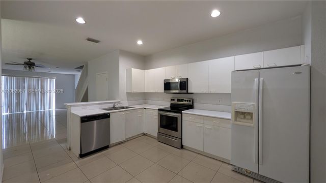 2231 N Cordoba Bend, Weston, FL 33327
