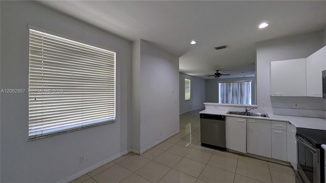 2231 N Cordoba Bend, Weston, FL 33327