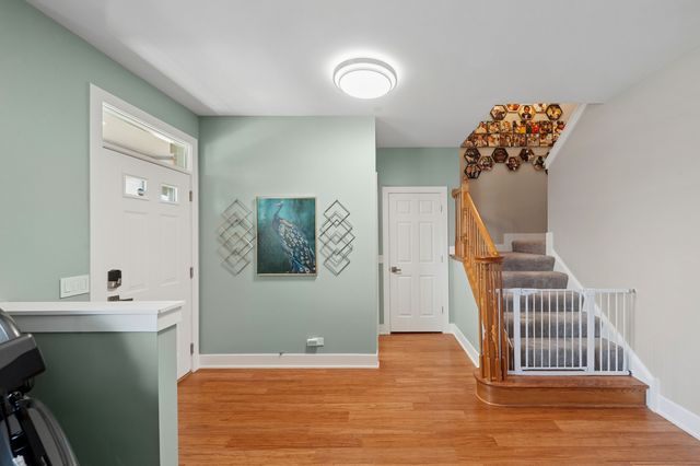 1772 Lancaster Way, Northbrook, IL 60062