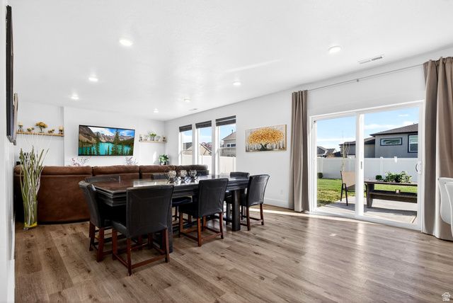 2429 W 2900 N, Farr West, UT 84404