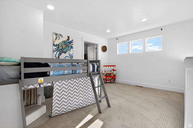 2429 W 2900 N, Farr West, UT 84404