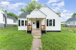 220 Broad Street, Mount Airy, NC 27030