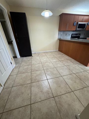 730 NW 98th Circle, Plantation, FL 33324