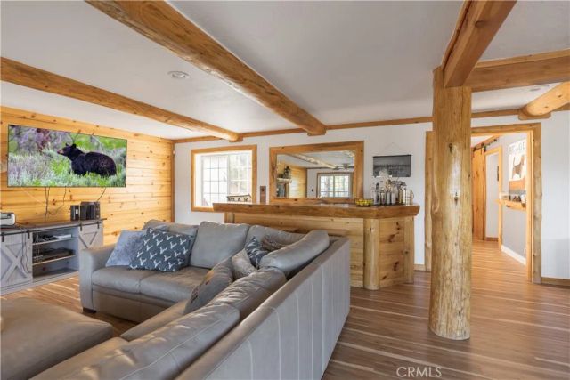 881 Paine Road, Big Bear, CA 92315