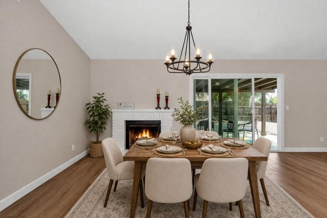 825 E Decatur Avenue, Fresno, CA 93720