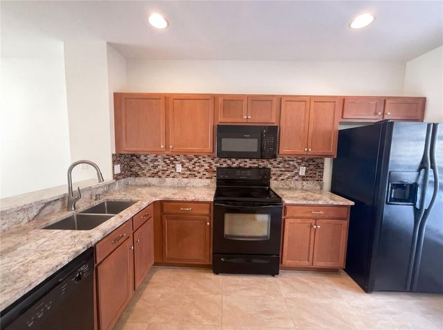 8545 TRAIL WIND DRIVE, Tampa, FL 33647