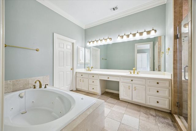 3030 Eastside Street, Houston, TX 77098