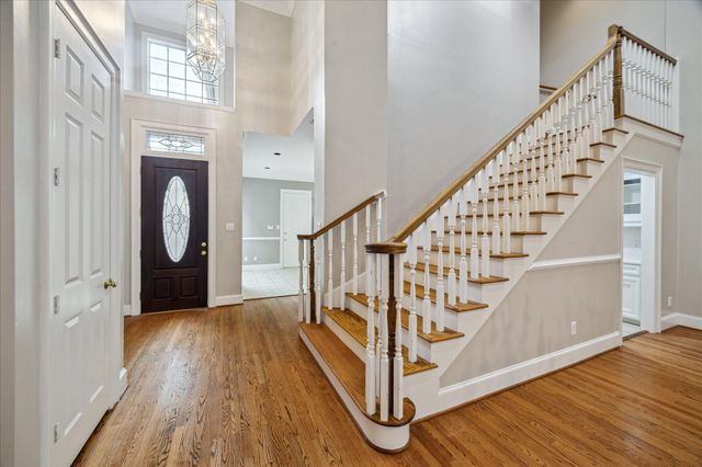 3030 Eastside Street, Houston, TX 77098