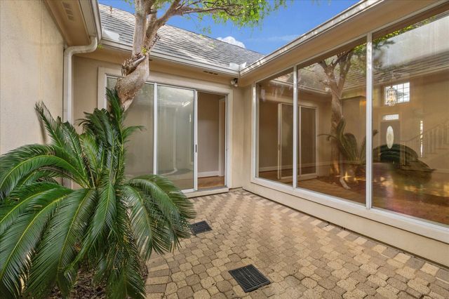 3030 Eastside Street, Houston, TX 77098