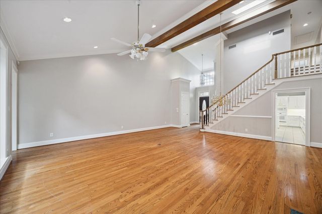 3030 Eastside Street, Houston, TX 77098