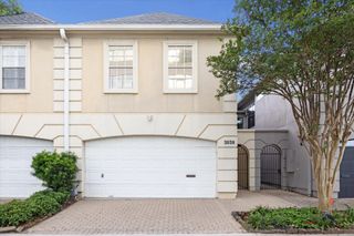 3030 Eastside Street, Houston, TX 77098