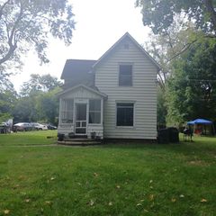 180 Emery Avenue, Benton Harbor, MI 49022