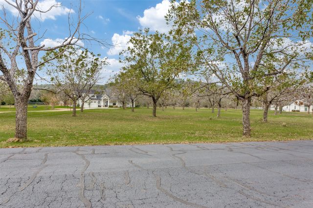 11008 Orchards Boulevard, Cleburne, TX 76033
