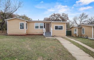 5800 Truman Drive, Fort Worth, TX 76112