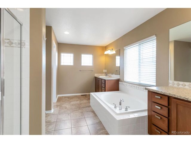 6525 S Newcastle Way, Aurora, CO 80016