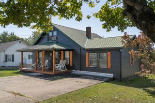 40 Charlotte Heights, Williamstown, KY 41097