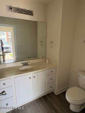 4145 Dudleys Grant Drive E, Winterville, NC 28590