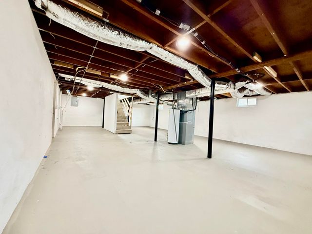 3432 Manassas DR, Roanoke, VA 24018