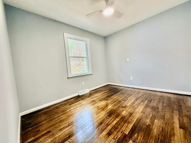 3432 Manassas DR, Roanoke, VA 24018