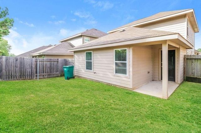 352 Upper Creek Drive, Willis, TX 77378